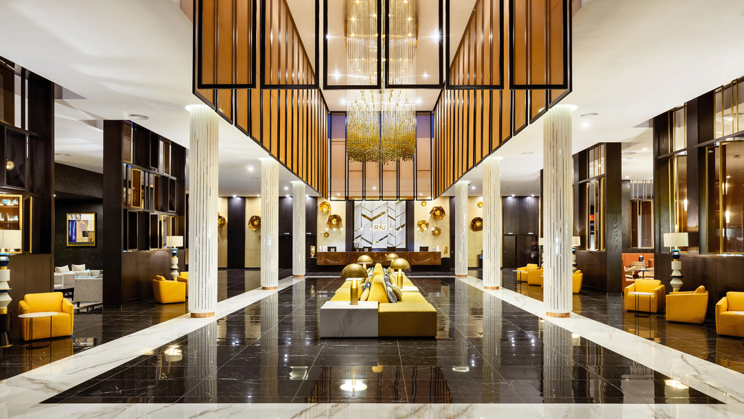 The lobby of the Hotel Riu Palace Oasis.