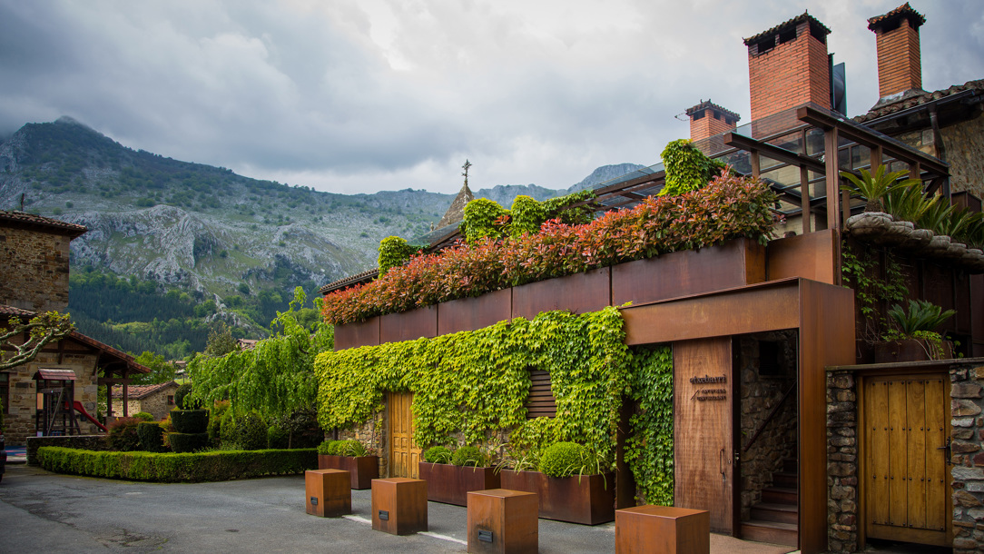Exterior of the Asador Estebarri restaurant.