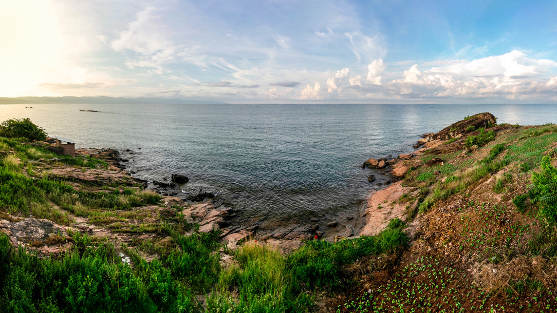Lake Tanganyika photographed from the shore.